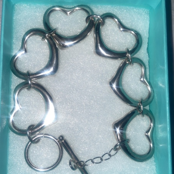Tiffany & Co Elsa Peretti sterling silver large open heart toggle bracelet - Picture 5 of 6